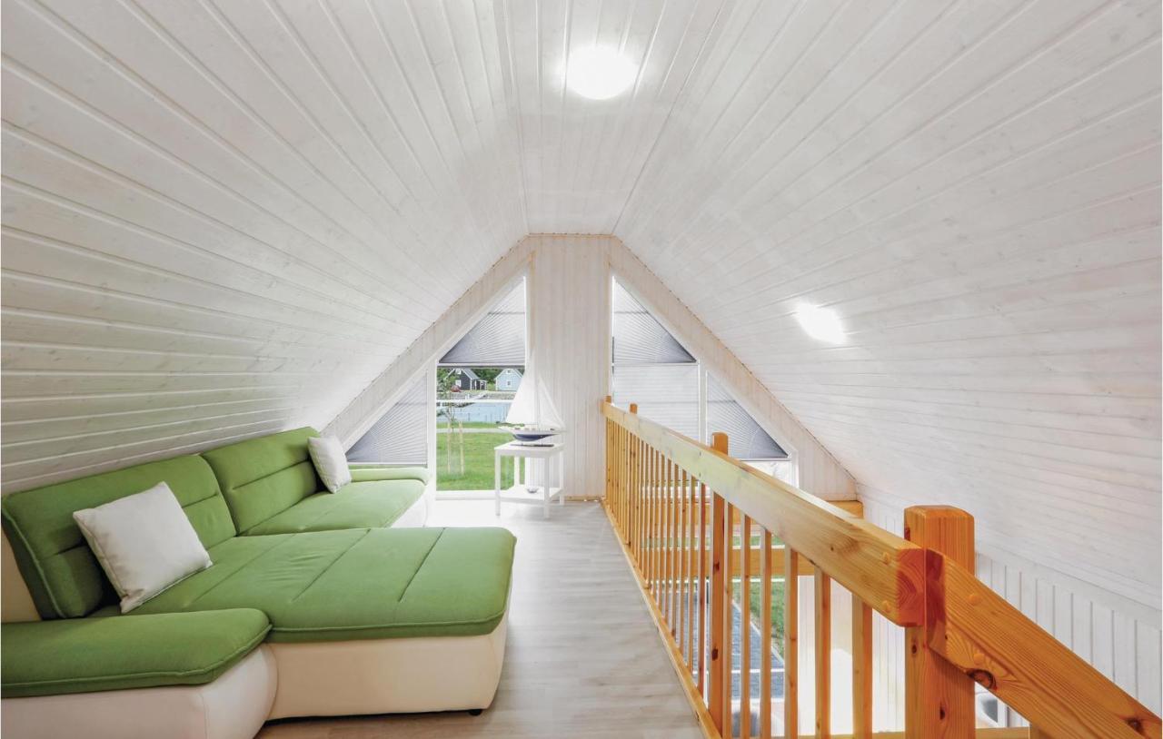 Beach Front Home In Zerpenschleuse With Wifi Exterior foto